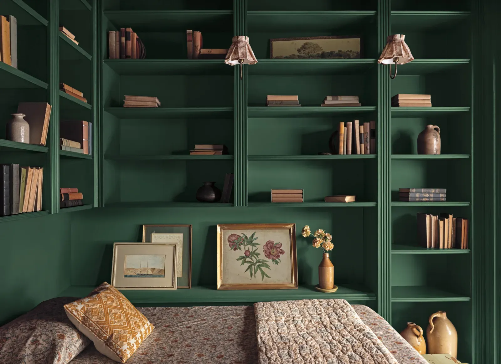Benjamin Moore, 2027 yılının rengini Webster Green olarak açıkladı